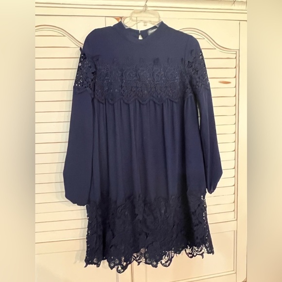 Fashion Union Dresses & Skirts - Fashion Union Blue Lace Dress Women’s Sz 6 Long Sleeved Navy Lined Dress